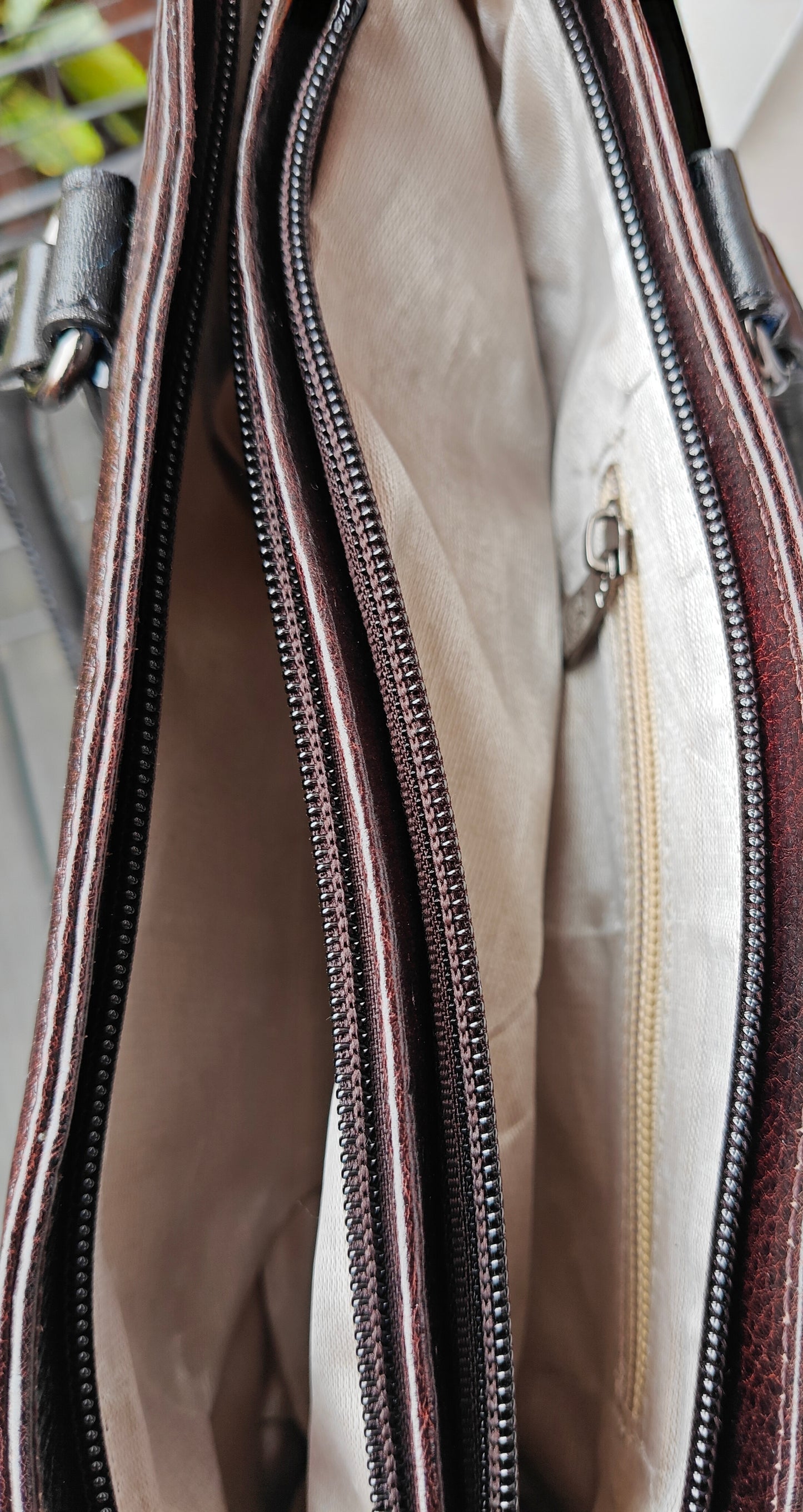 Auric Kayak handbag Tan - NDM Leather