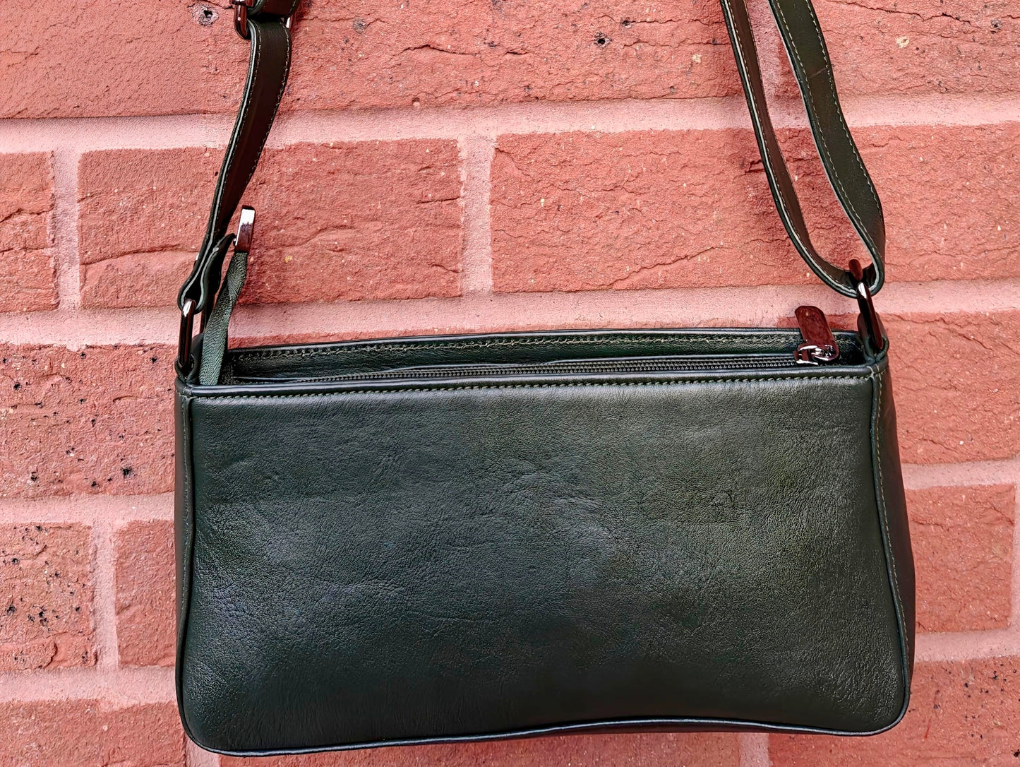 Auric Ems shoulderbag Green - NDM Leather