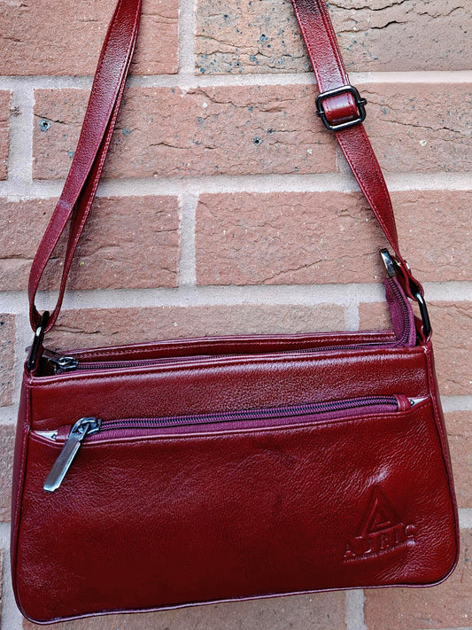 Auric Ems shoulderbag Red - NDM Leather