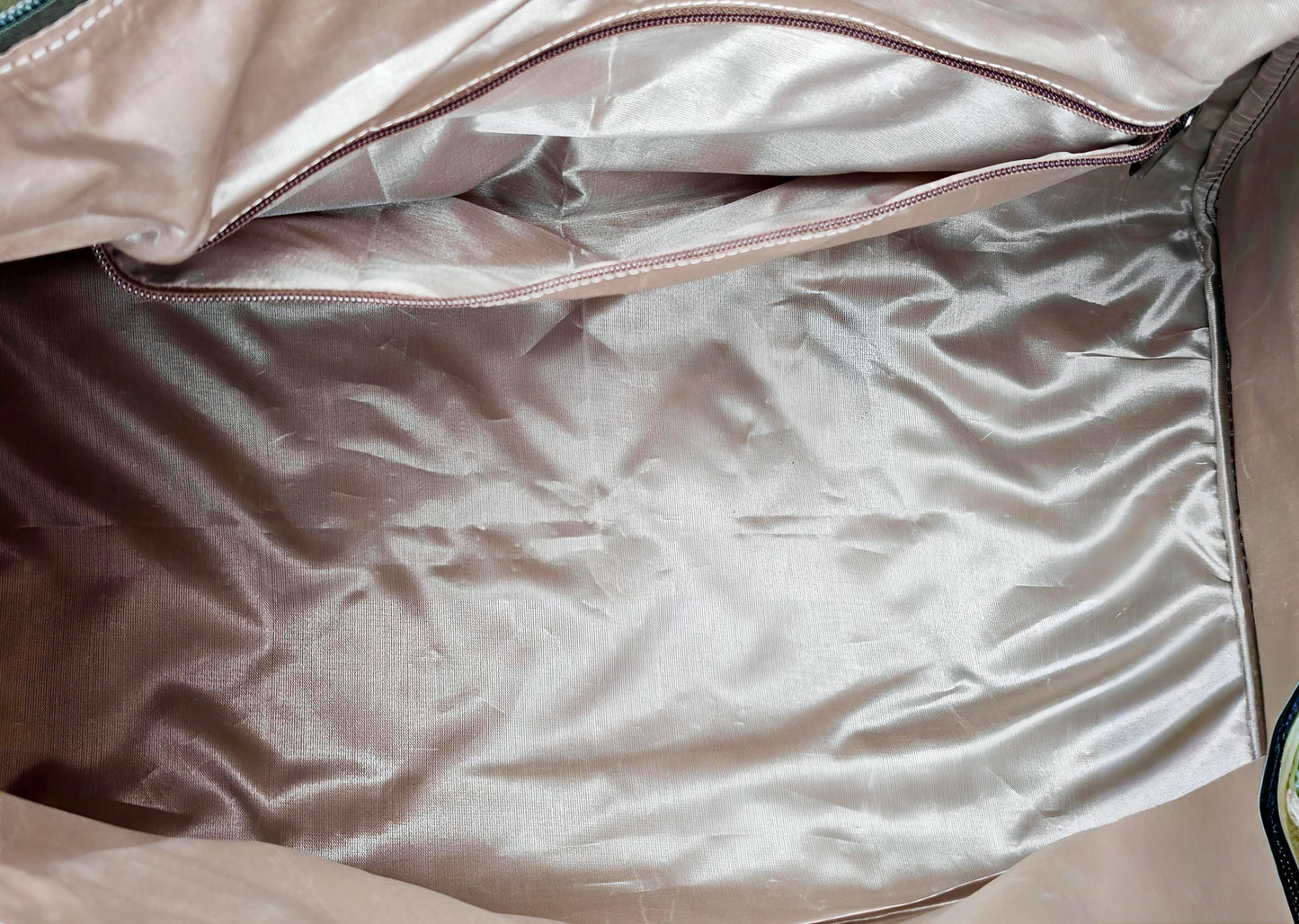 The Auric Nomad Duffle – Soft Green Crunch Leather