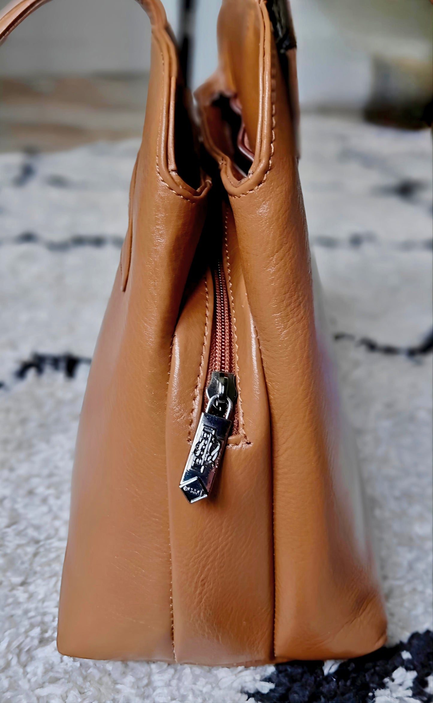 Bessel Cov-3 Tote Brown