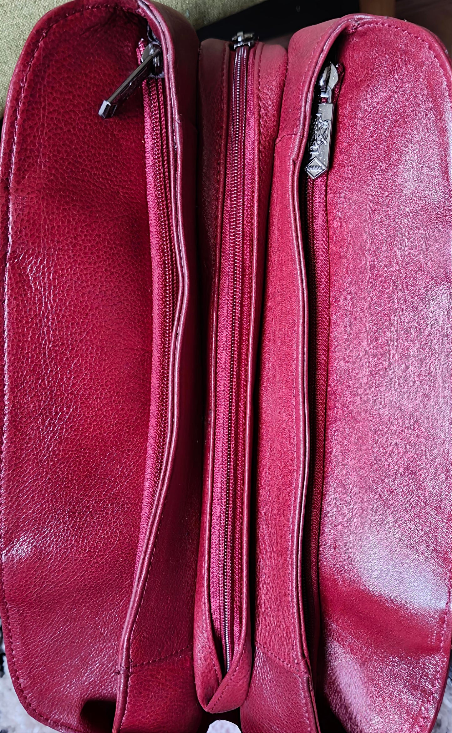 Bessel Cov-3 Tote Red