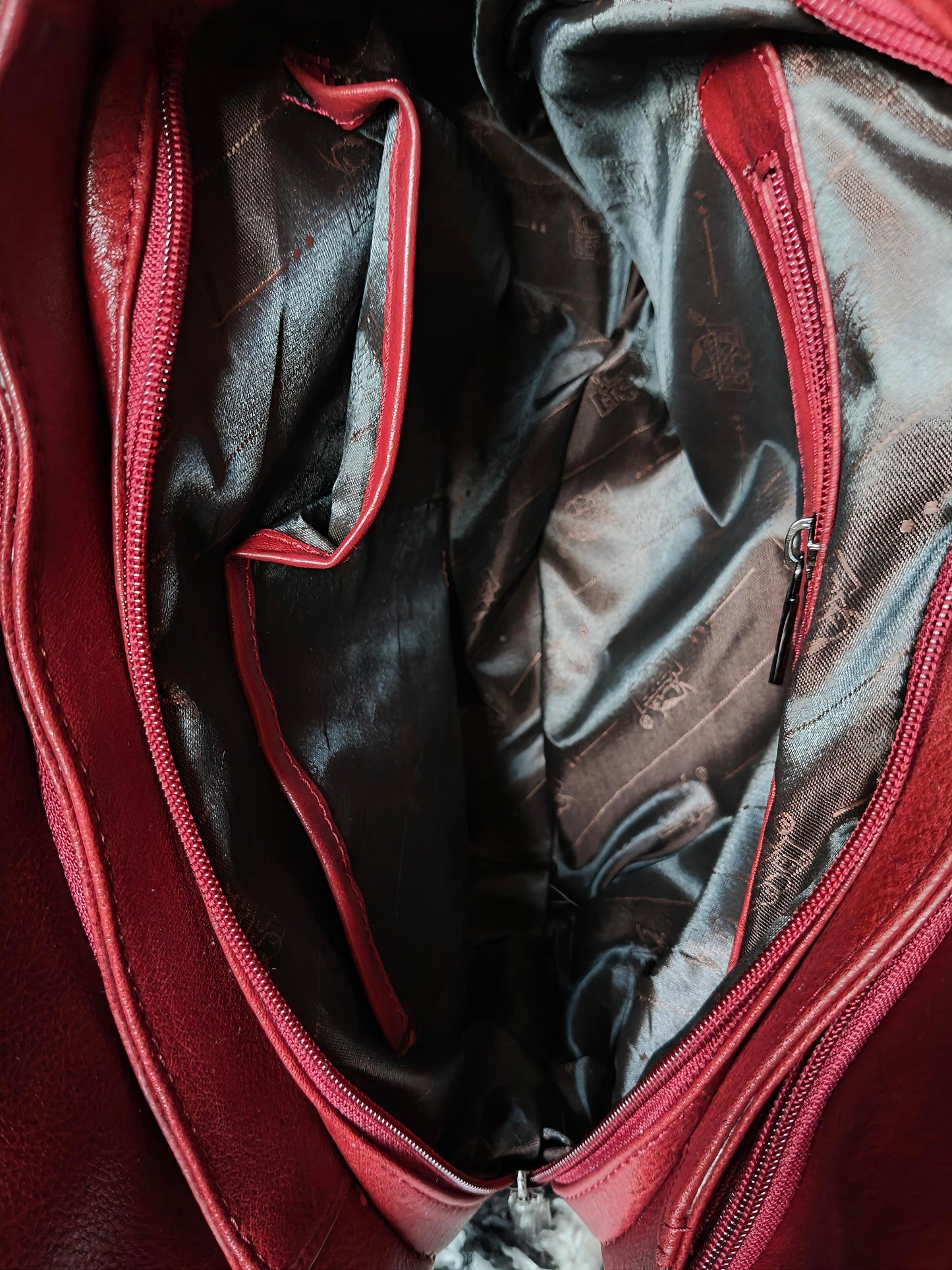 Bessel Cov-3 Tote Red