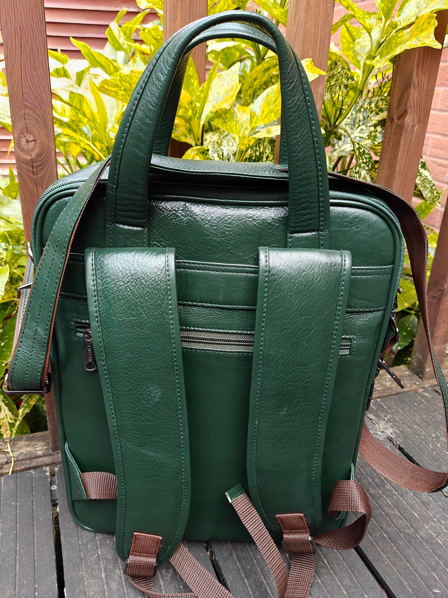 Bessel Genius Multi compartment Laptop bag - Green